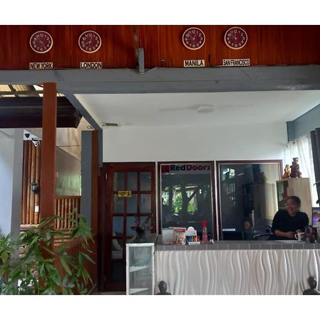 Oyo 934 Bea'S Garden Inn Tiniguiban ภายนอก รูปภาพ