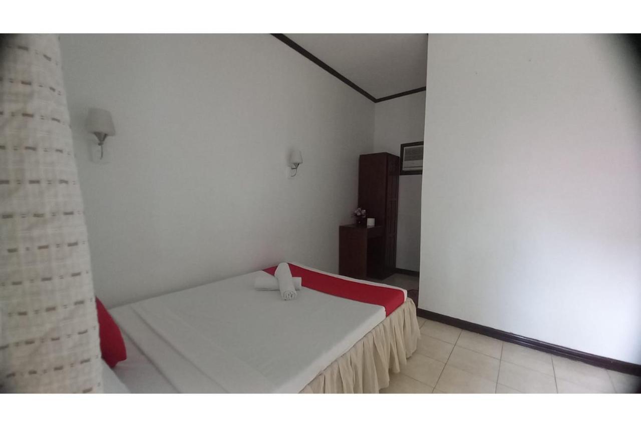 Oyo 934 Bea'S Garden Inn Tiniguiban ภายนอก รูปภาพ